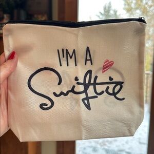 ❤️ 3/$15 Bundle Sale — Firm. Bundle 3 ❤️ Items $7–$9 only & Save! No limit.